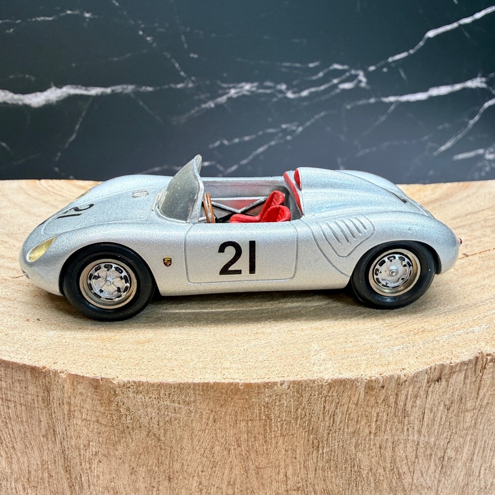 Starter Porsche RS 60 Nurburgring 1960 Silver Resin 1:43 Scale Model Car #21